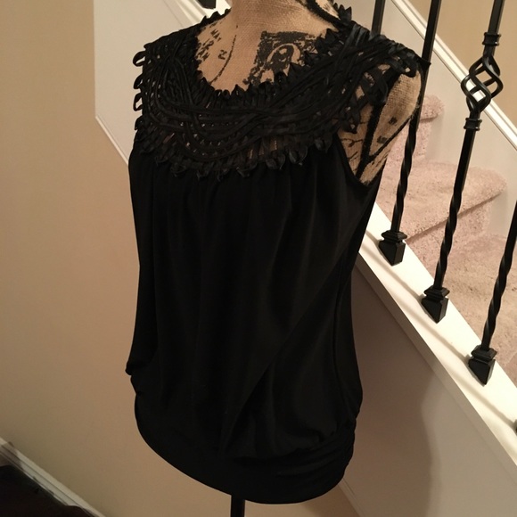 Vintage Perception Concept Crochet Ribbon Abstract - Picture 2 of 4